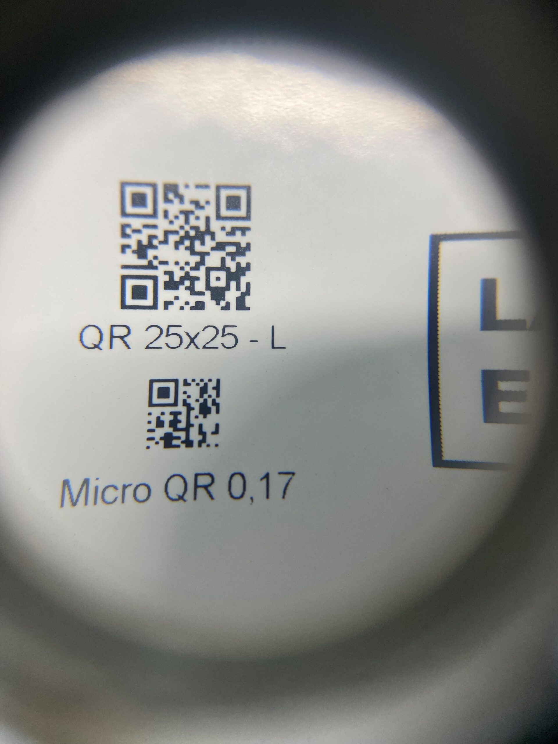 CloseUp-Proefprint-Honeywell-PX940-600Dpi-scaled.jpg